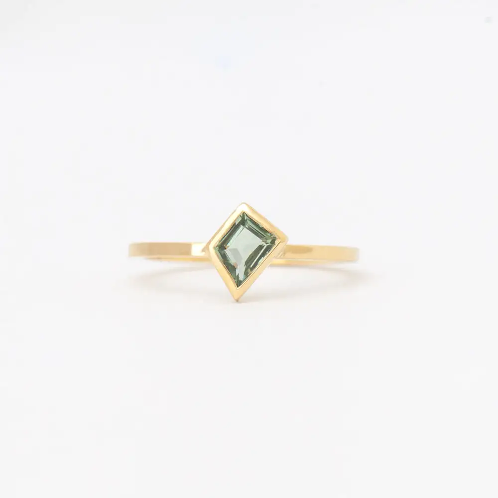 0.54 ct Green Sapphire Mosaic Stack Ring