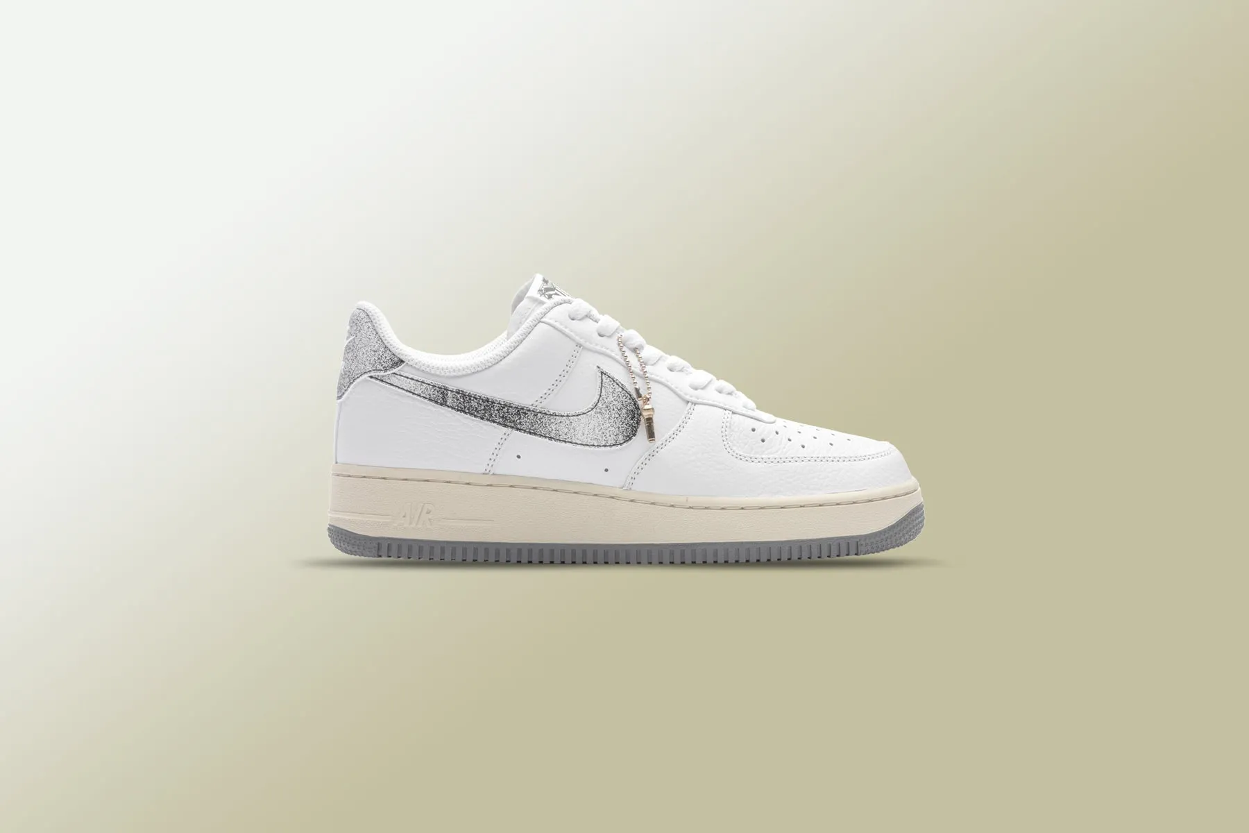 Air Force 1 07 LX - White/Smoke Grey/Beach