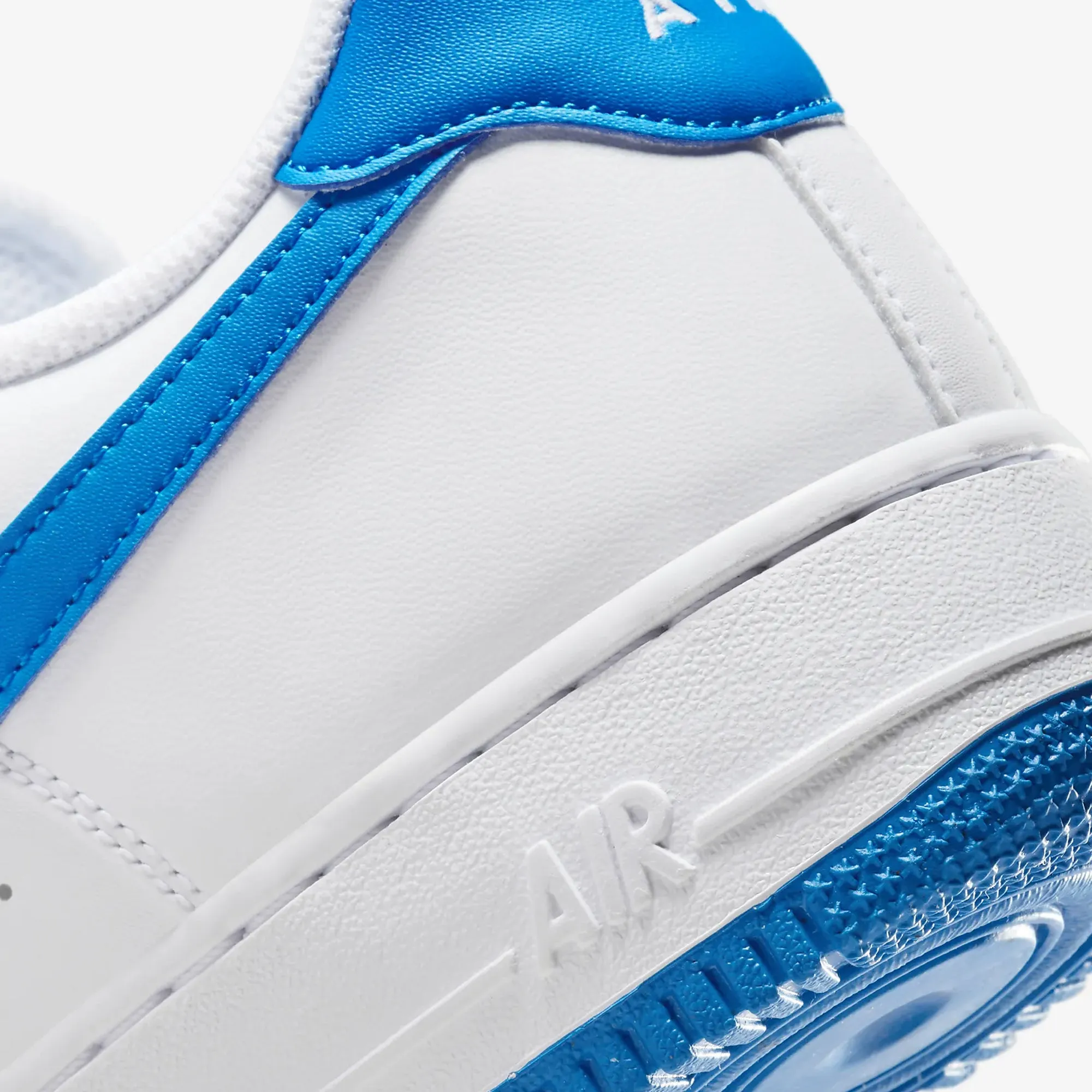 AIR FORCE 1 '07 'WHITE/PHOTO BLUE-WHITE'