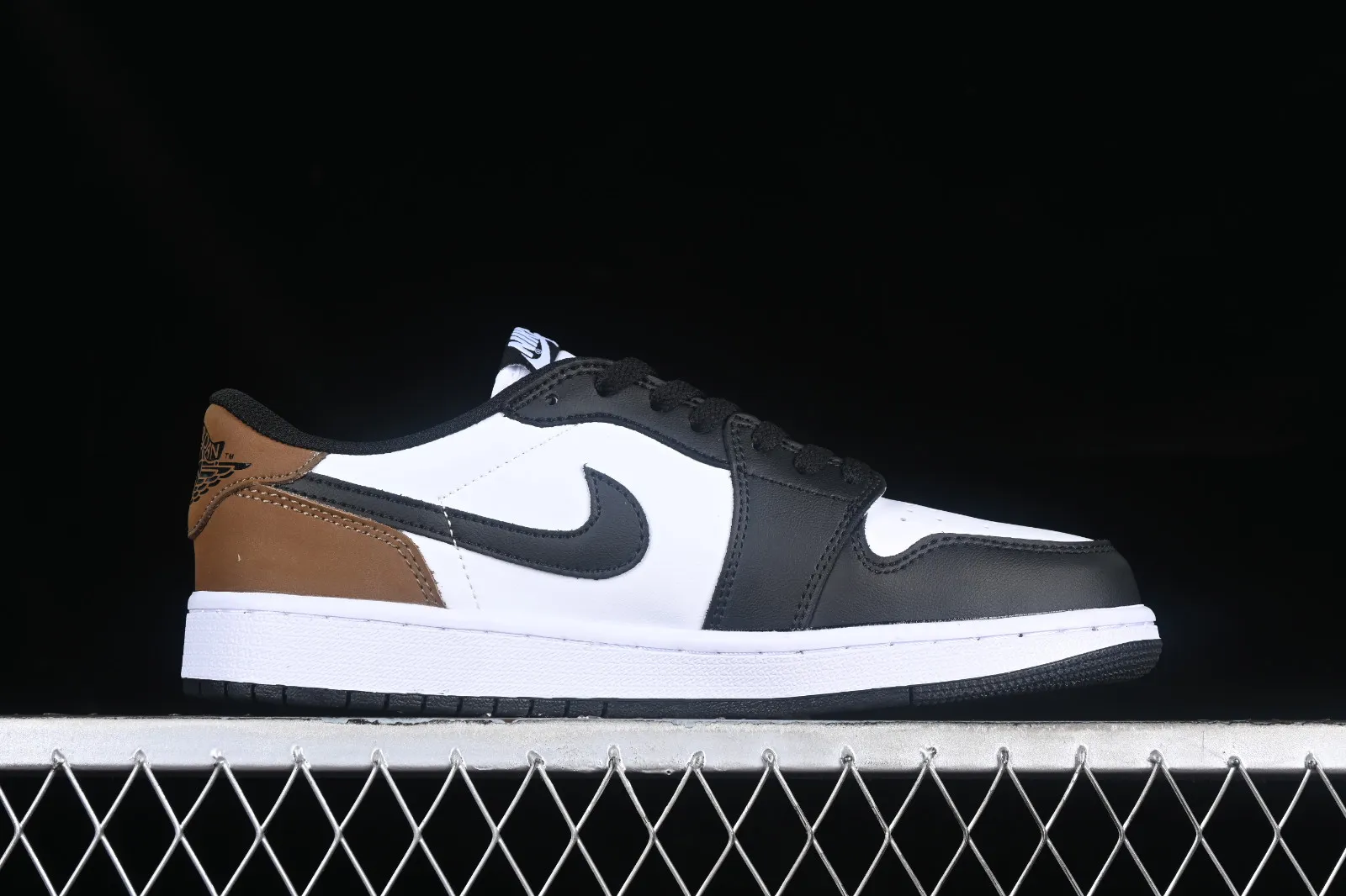 Air Jordan 1 Low OG Mocha Palomino White Black CZ0790-102