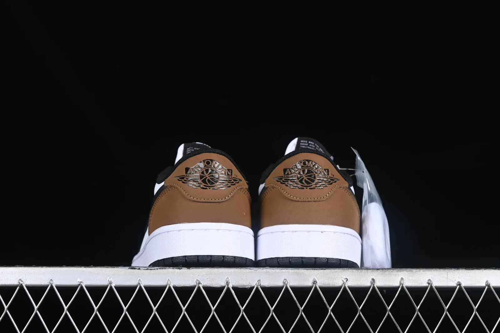 Air Jordan 1 Low OG Mocha Palomino White Black CZ0790-102