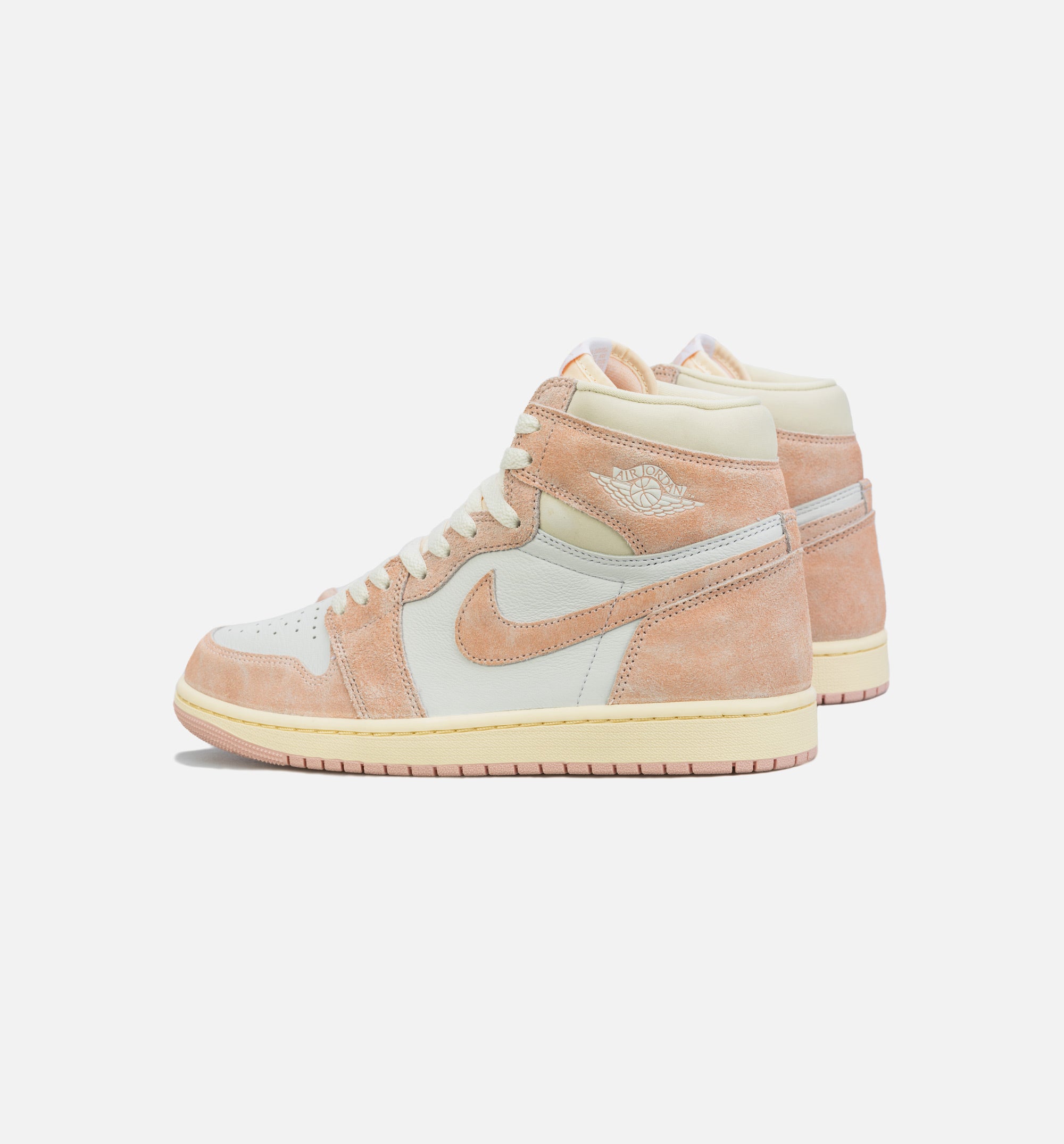 Air Jordan 1 Retro High OG Washed Pink Womens Lifestyle Shoe - White/Pink