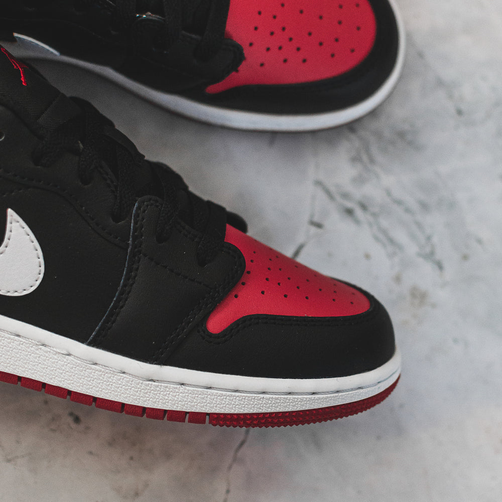 Jordan 1 Low Alternate Bred Toe (GS)