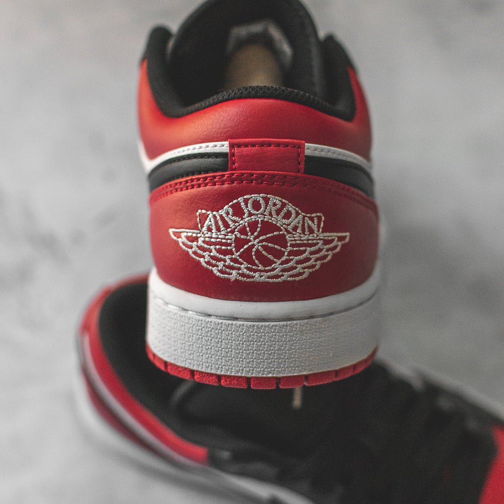 Jordan 1 Low Bred Toe