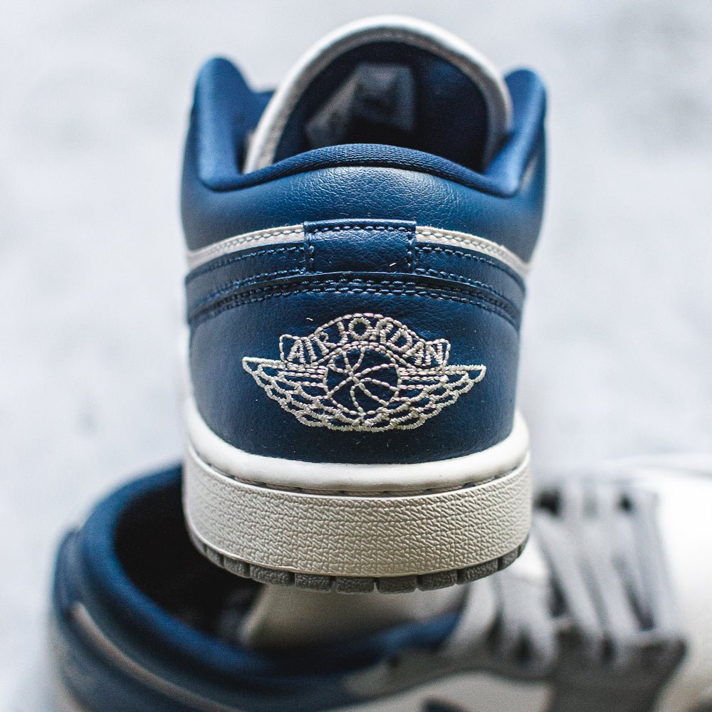 Jordan 1 Low Stealth French Blue (W)