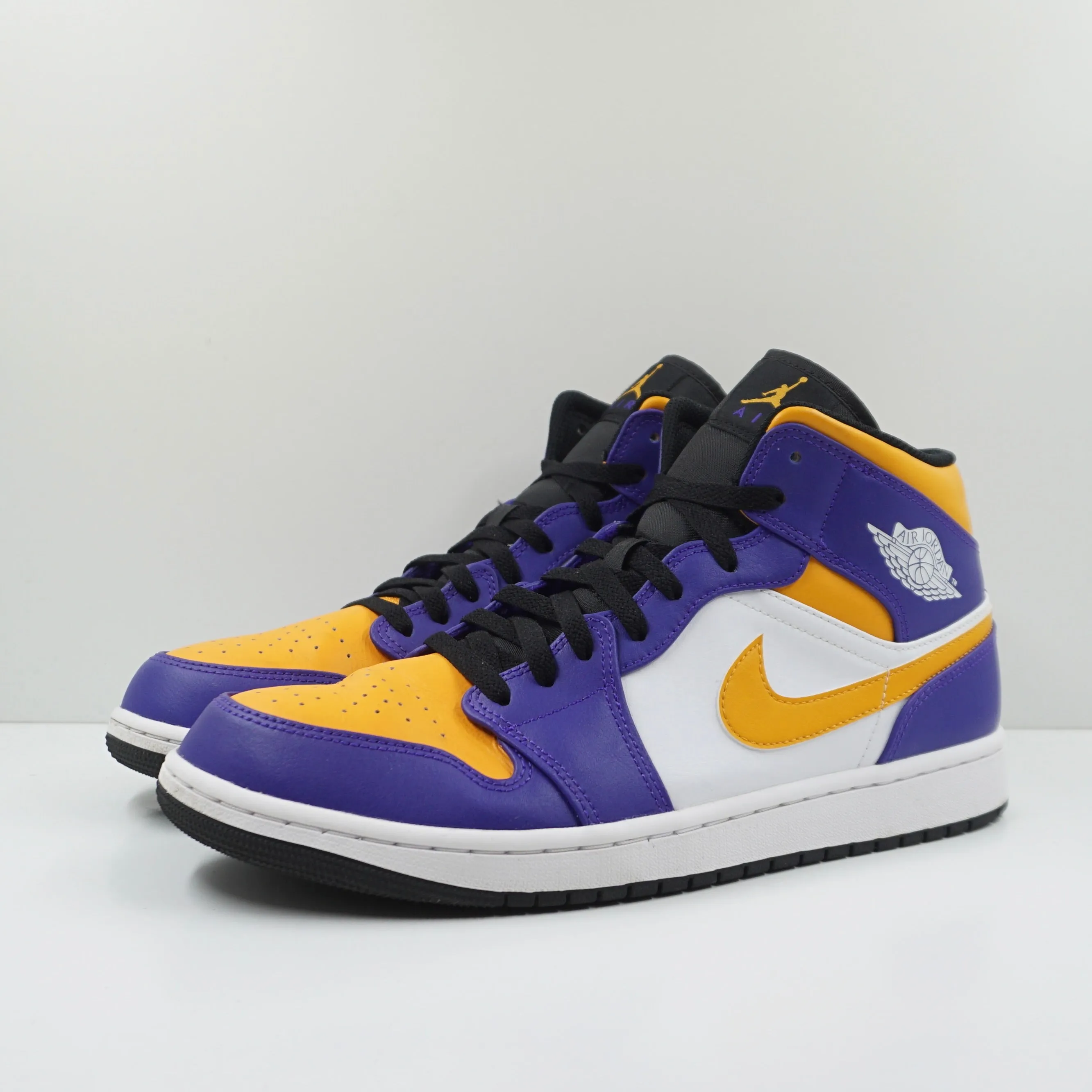 Jordan 1 Mid Lakers (2022)