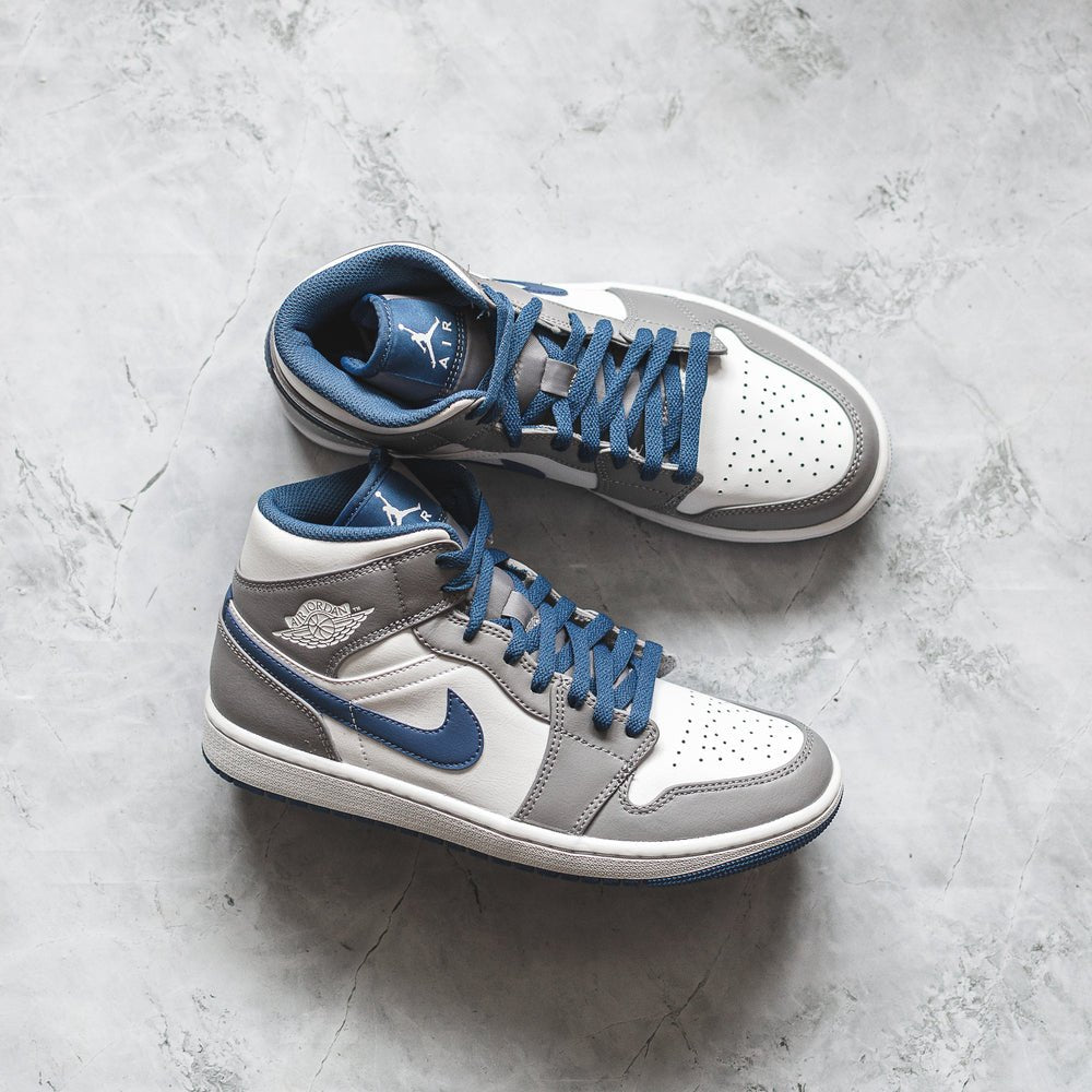 Jordan 1 Mid True Blue