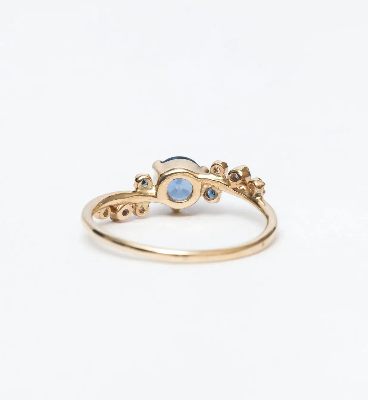 Medium Organic Sapphire Crossover Ring