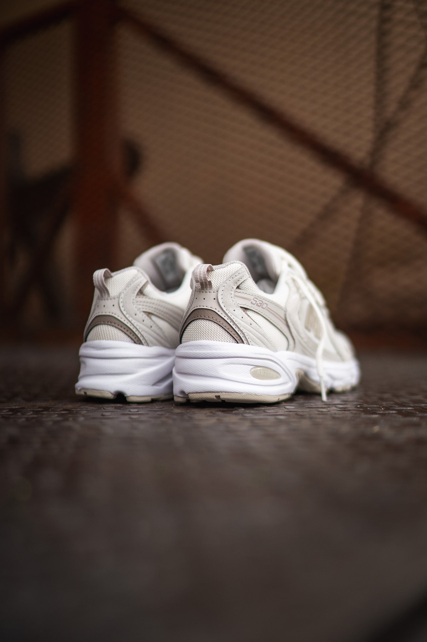 Mens New Balance 530 (White/Beige) - MR530OW