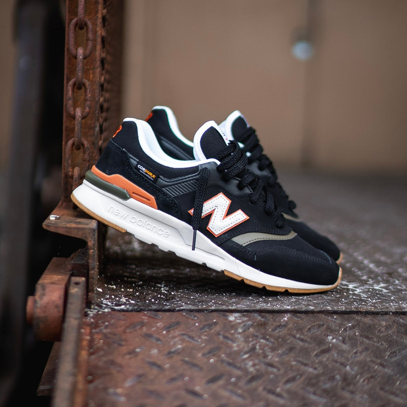 Mens New Balance 997H (Black/Moss) - CM997HLP