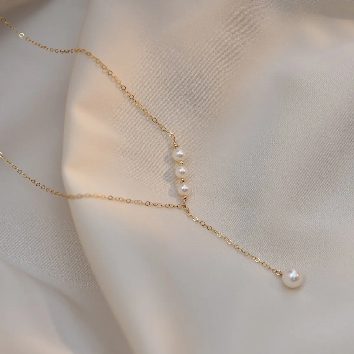 Natural Pearl Y Style Gold Necklace