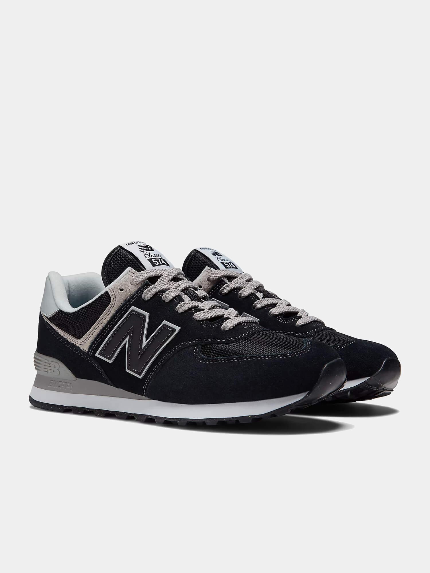 New Balance 574 Core - Black / White