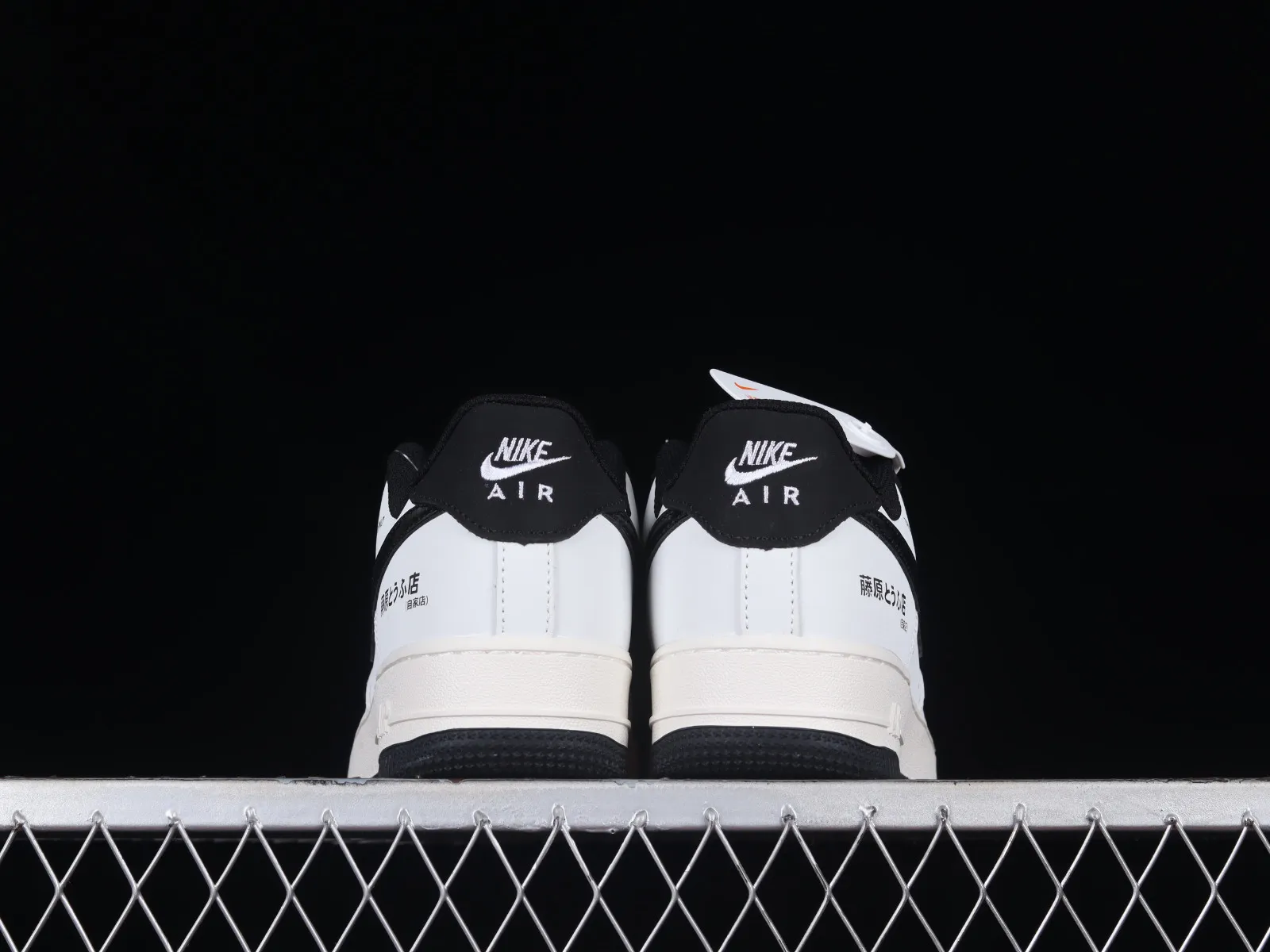 Nike Air Force 1 07 Low AE86 White Black Red AE1686-668