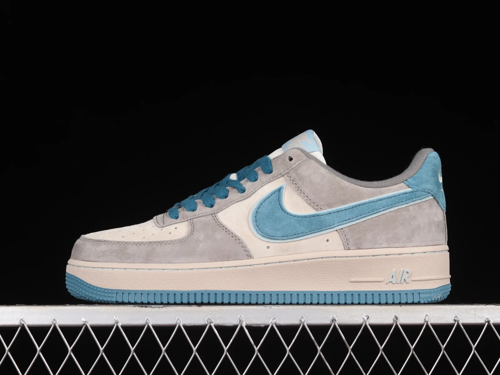 Nike Air Force 1 07 Low Frost Blue Grey White ZB2121-666