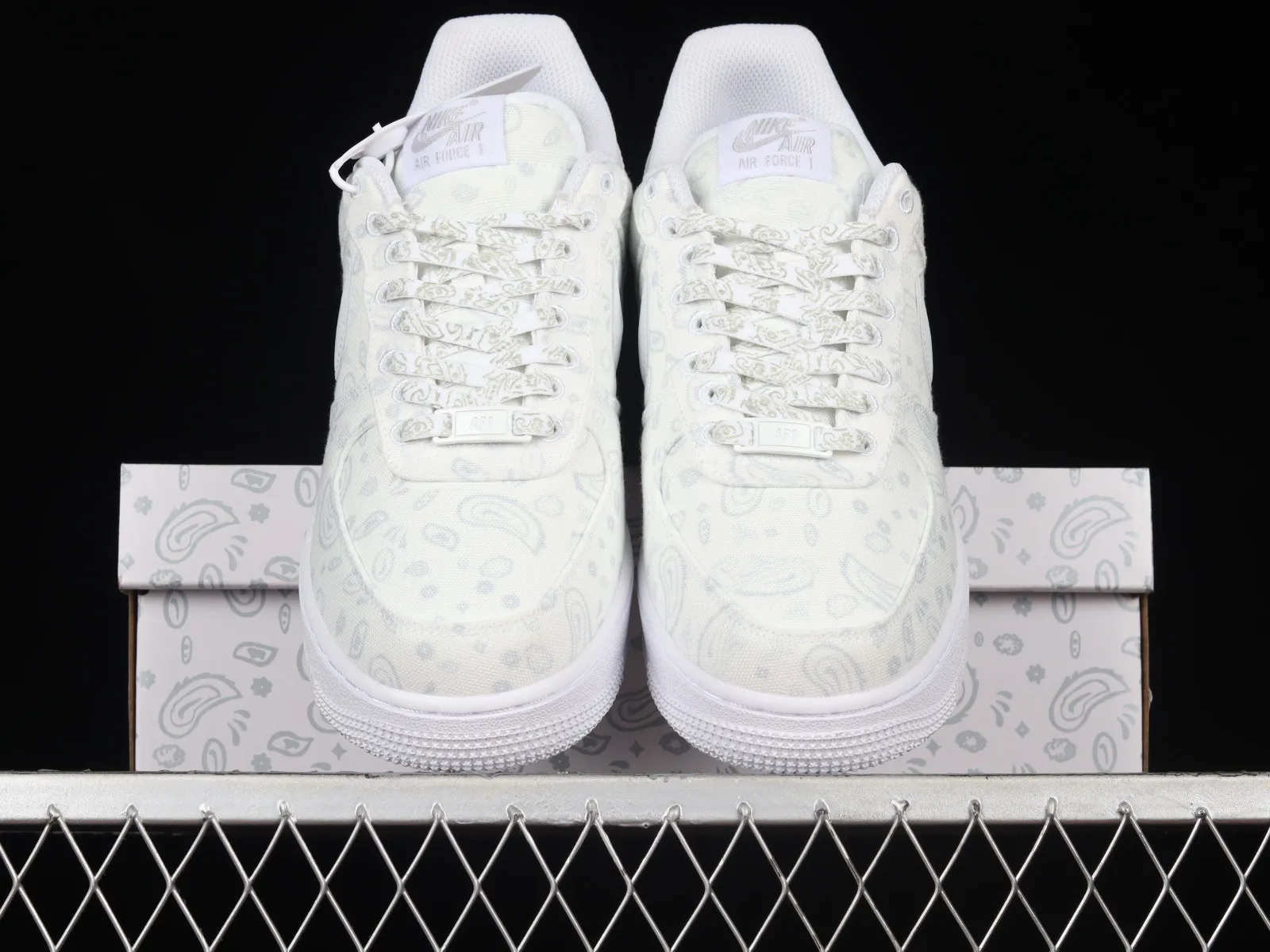 Nike Air Force 1 07 Low Grey White Paisley DG2296-088