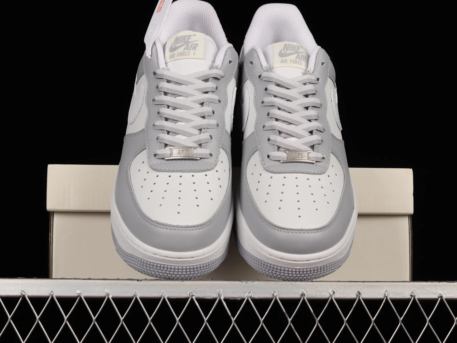 Nike Air Force 1 07 Low Light Grey White CW1888-606