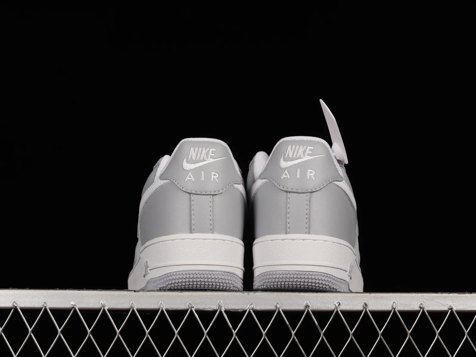 Nike Air Force 1 07 Low Light Grey White CW1888-606