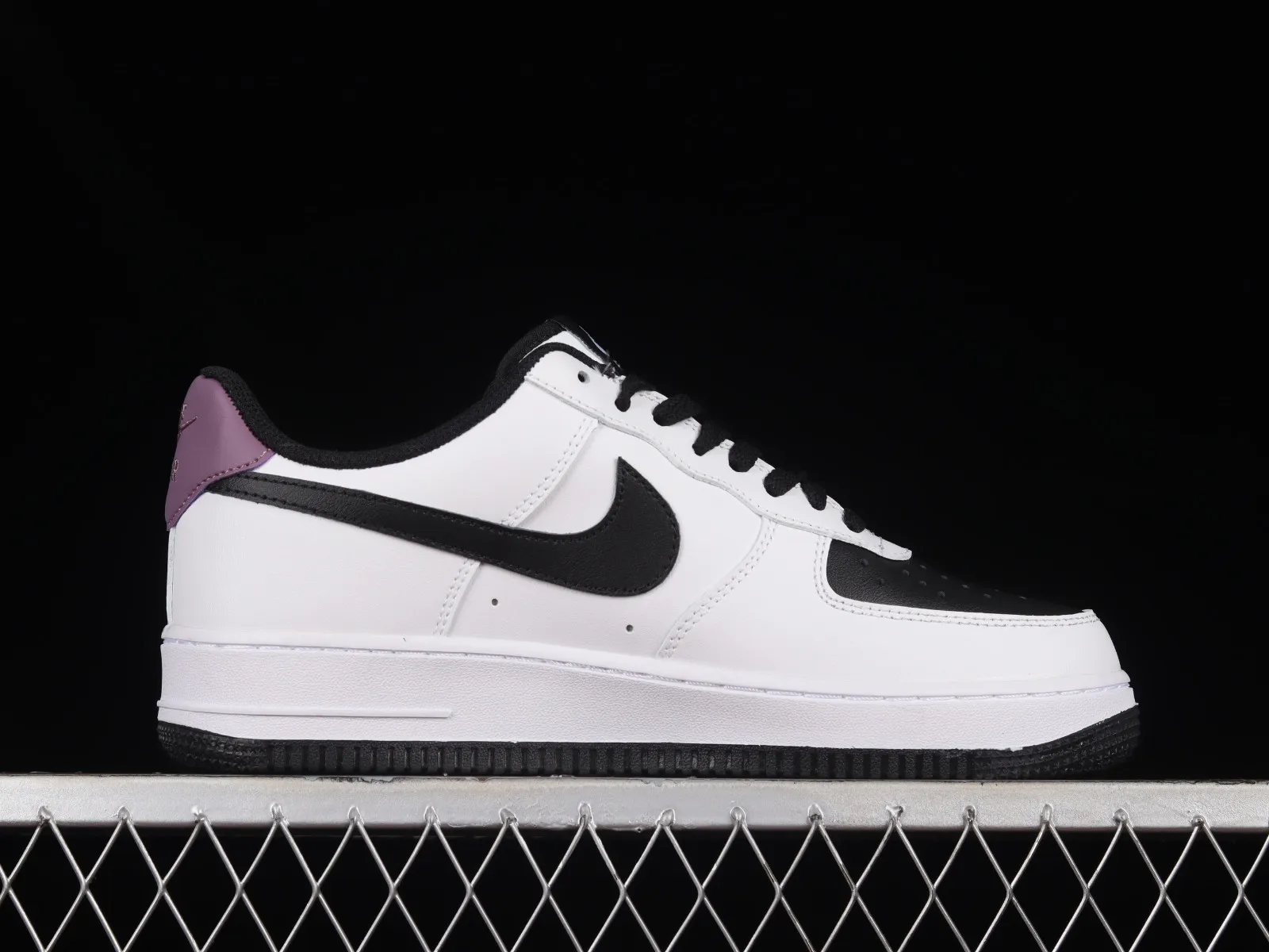 Nike Air Force 1 07 Low Purple Black White DE6897-112