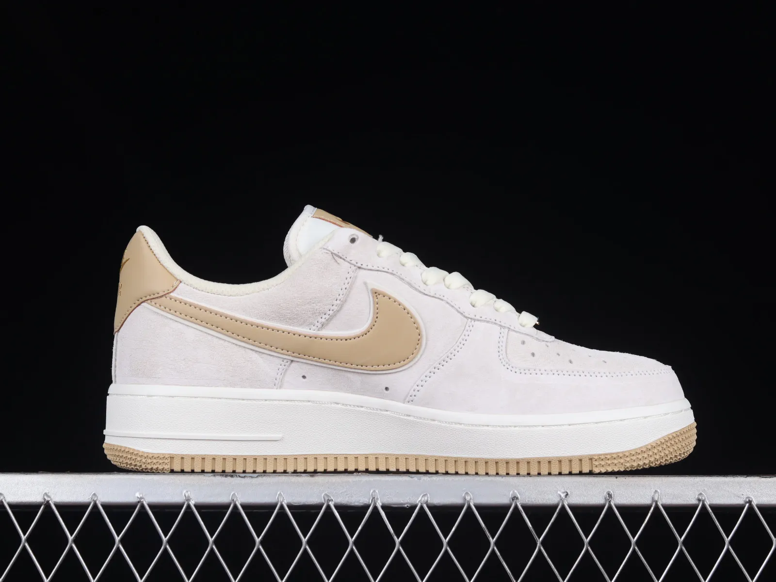 Nike Air Force 1 07 Low Suede Khaki Beige White KK5636-310