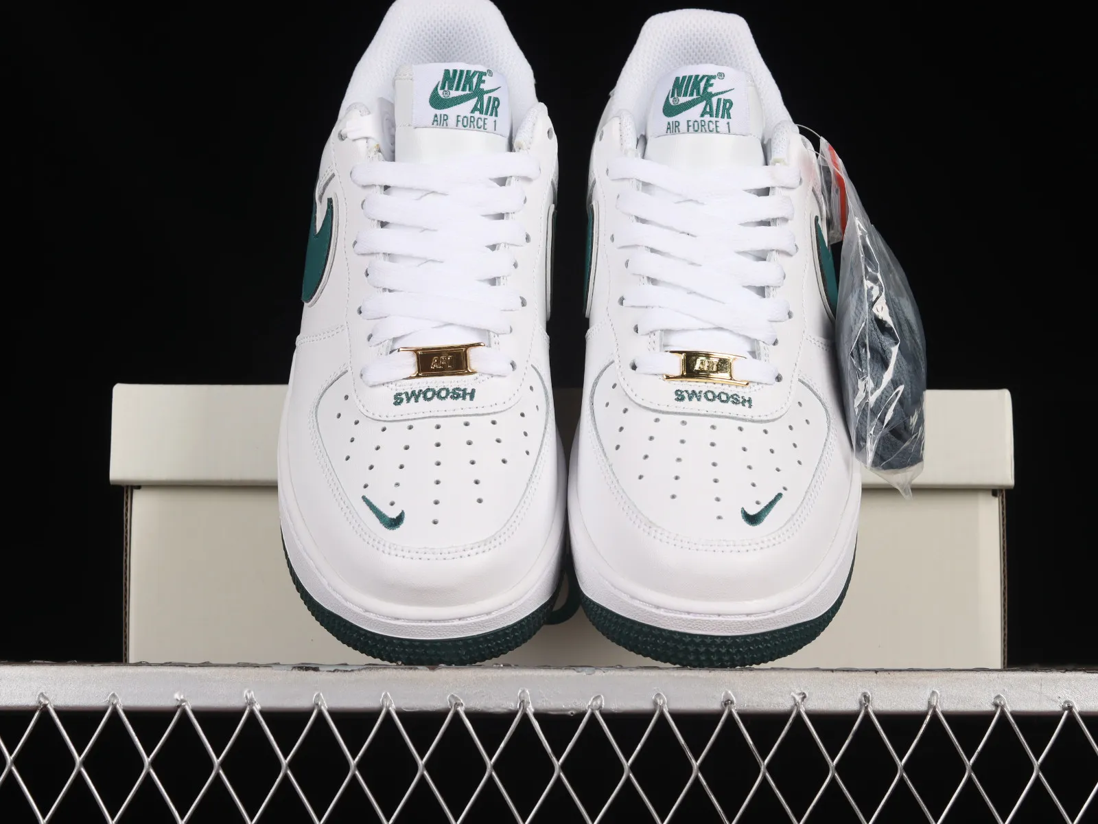 Nike Air Force 1 07 Low Swoosh White Dark Green CV5696-966