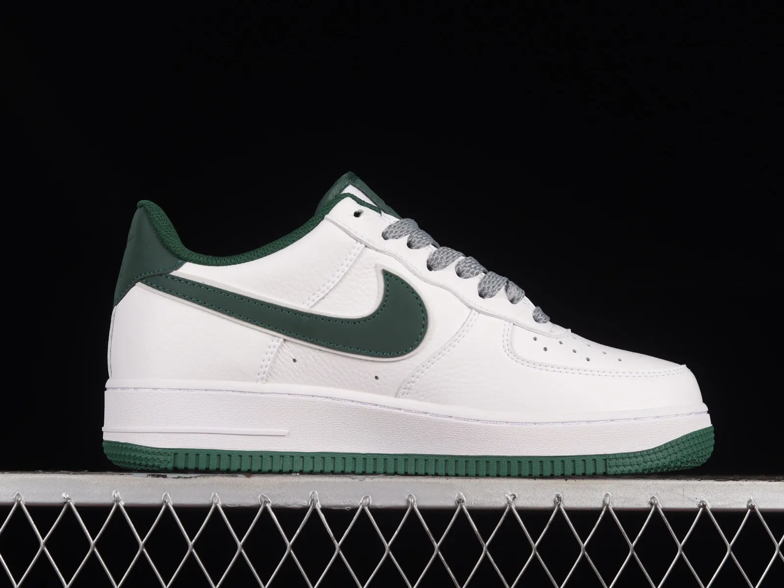 Nike Air Force 1 07 Low White Dark Green Grey LS0216-028