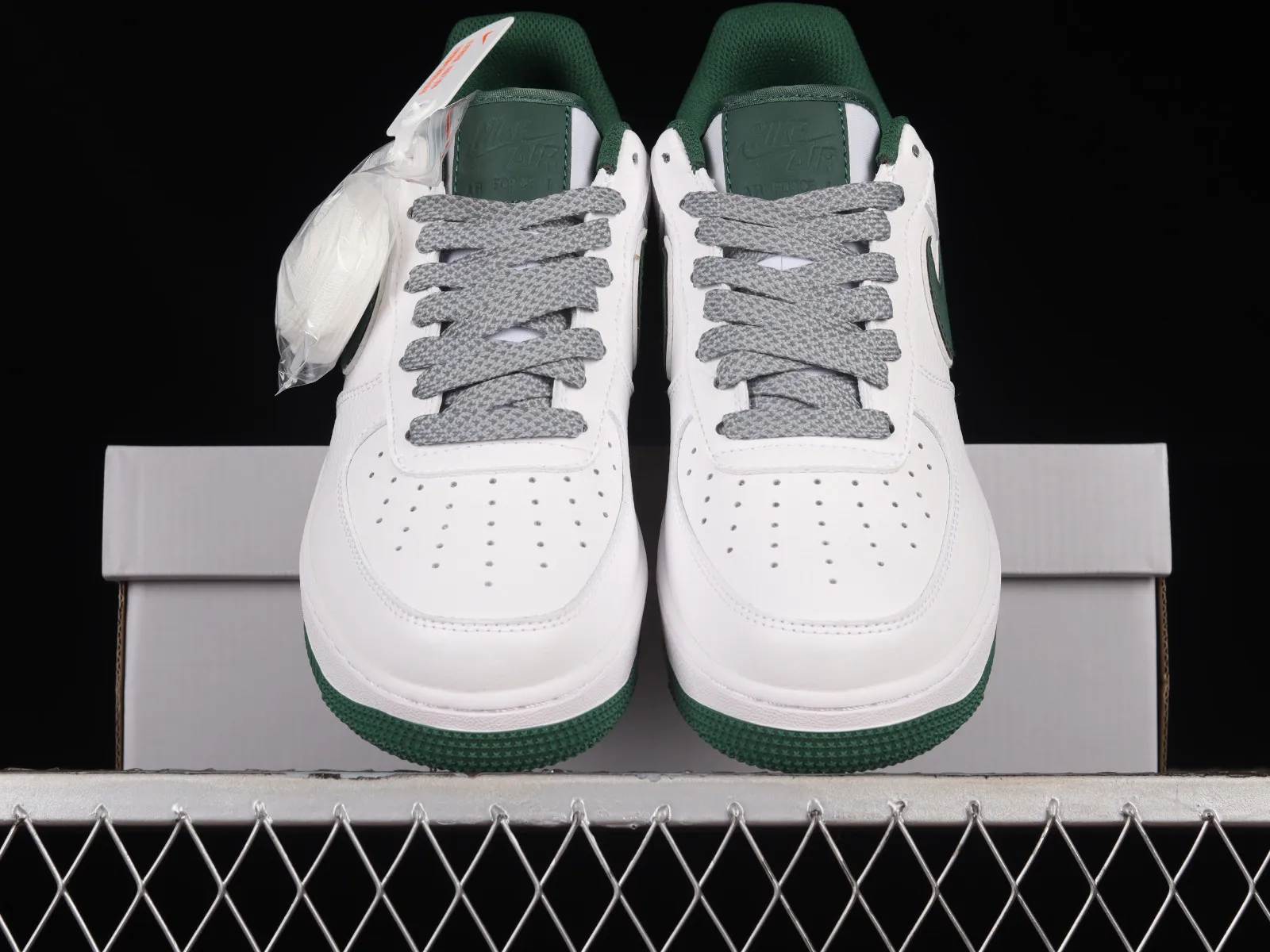 Nike Air Force 1 07 Low White Dark Green Grey LS0216-028