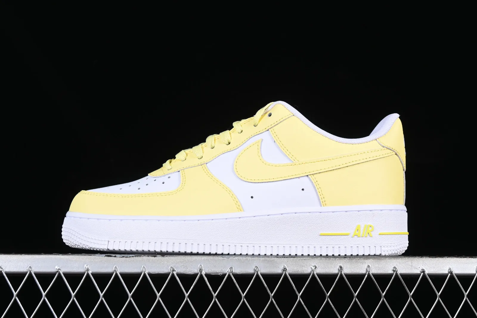 Nike Air Force 1 Low Lemon White HF0119-700