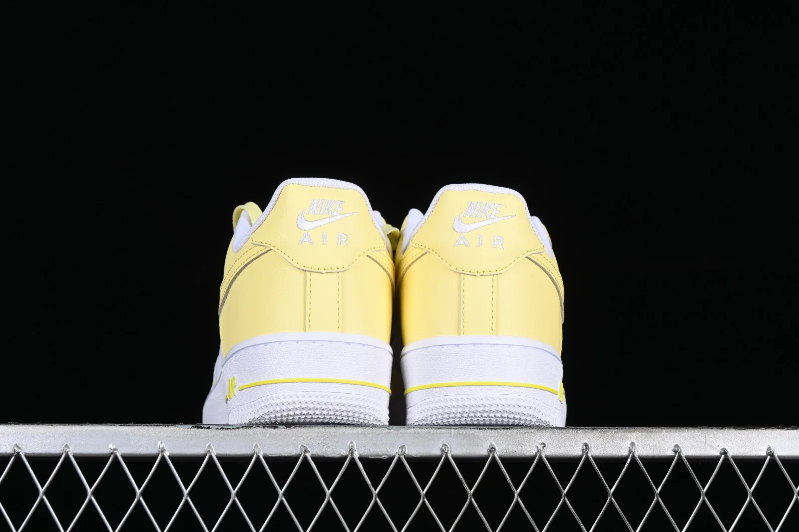 Nike Air Force 1 Low Lemon White HF0119-700