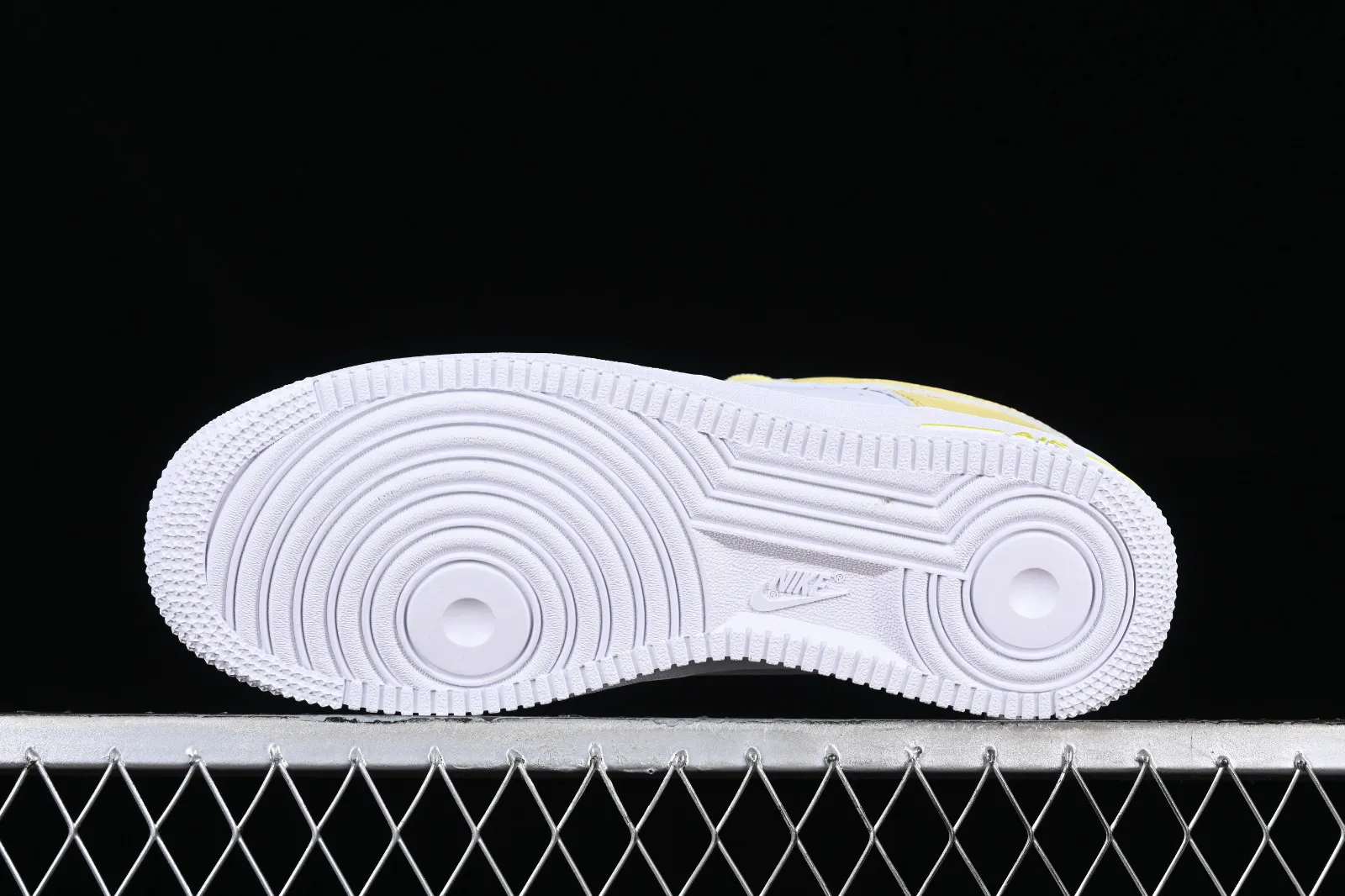 Nike Air Force 1 Low Lemon White HF0119-700