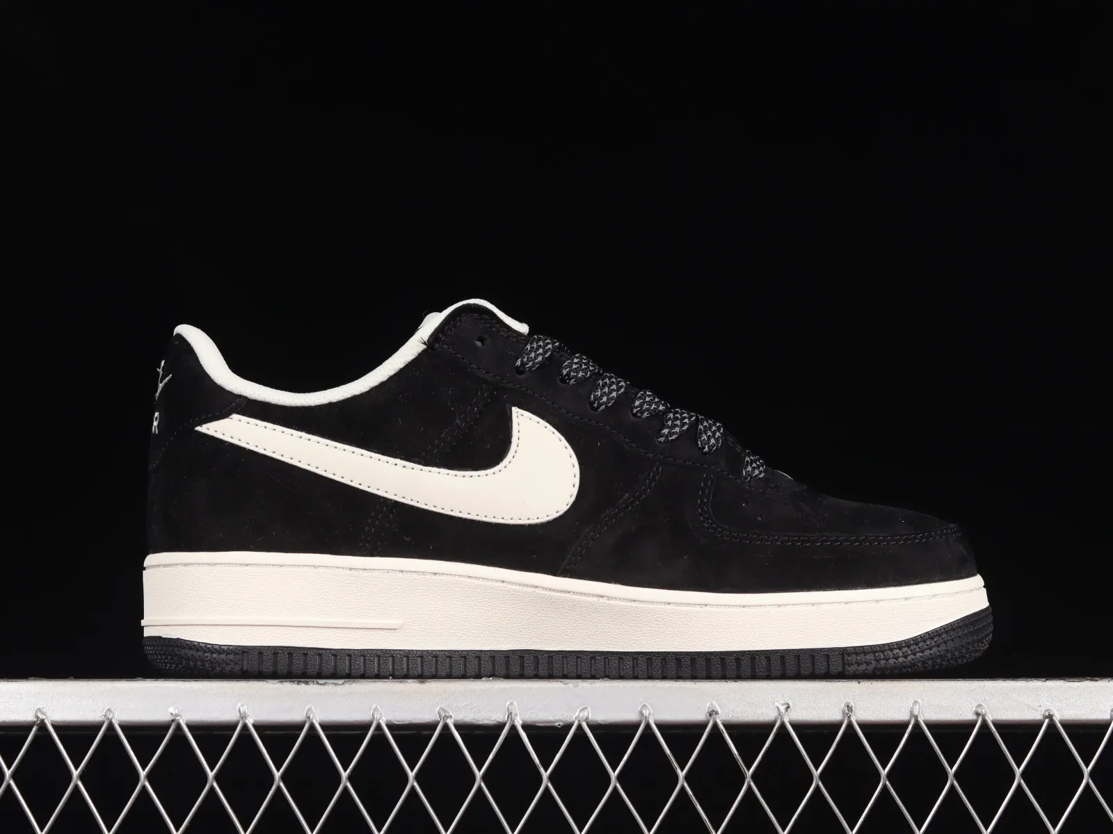 Nike Air Force 1 Low Suede Black White DJ3911-001