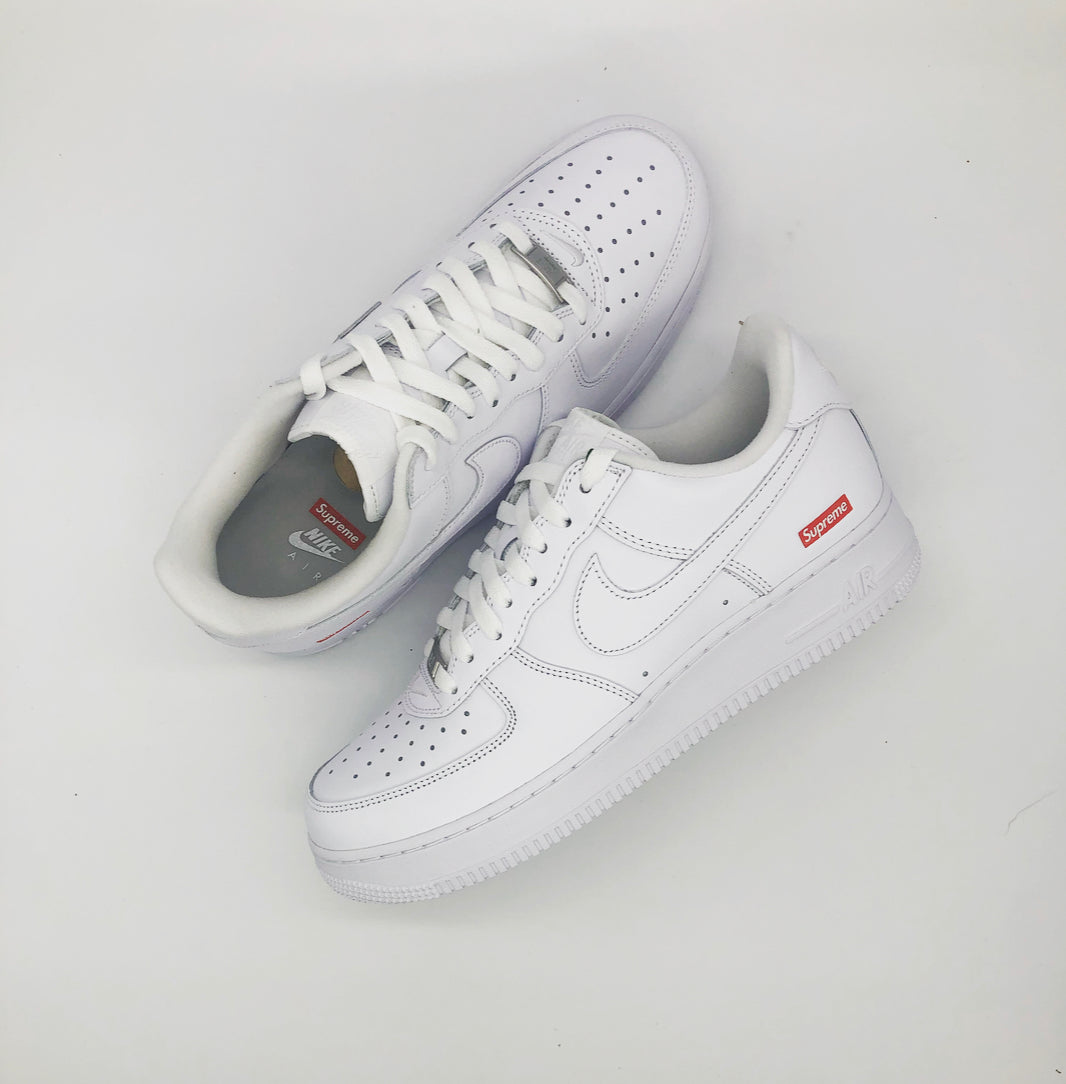 Nike Air Force 1 Low Supreme White