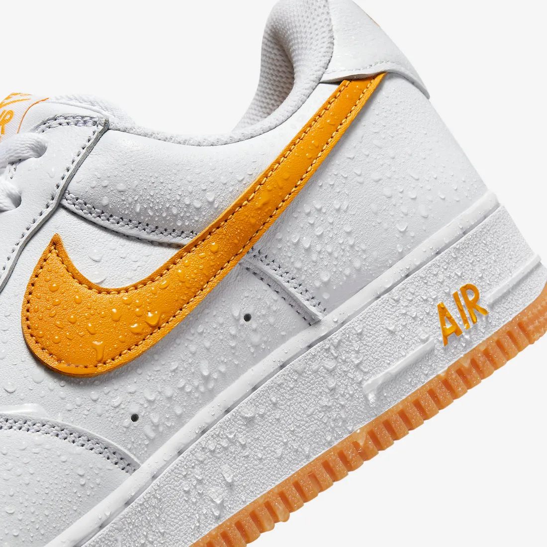 Nike Air Force 1 Low Waterproof White University Gold Gum Yellow FD7039-100