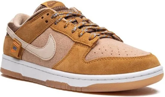 Nike Dunk Low SE 