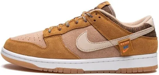 Nike Dunk Low SE 