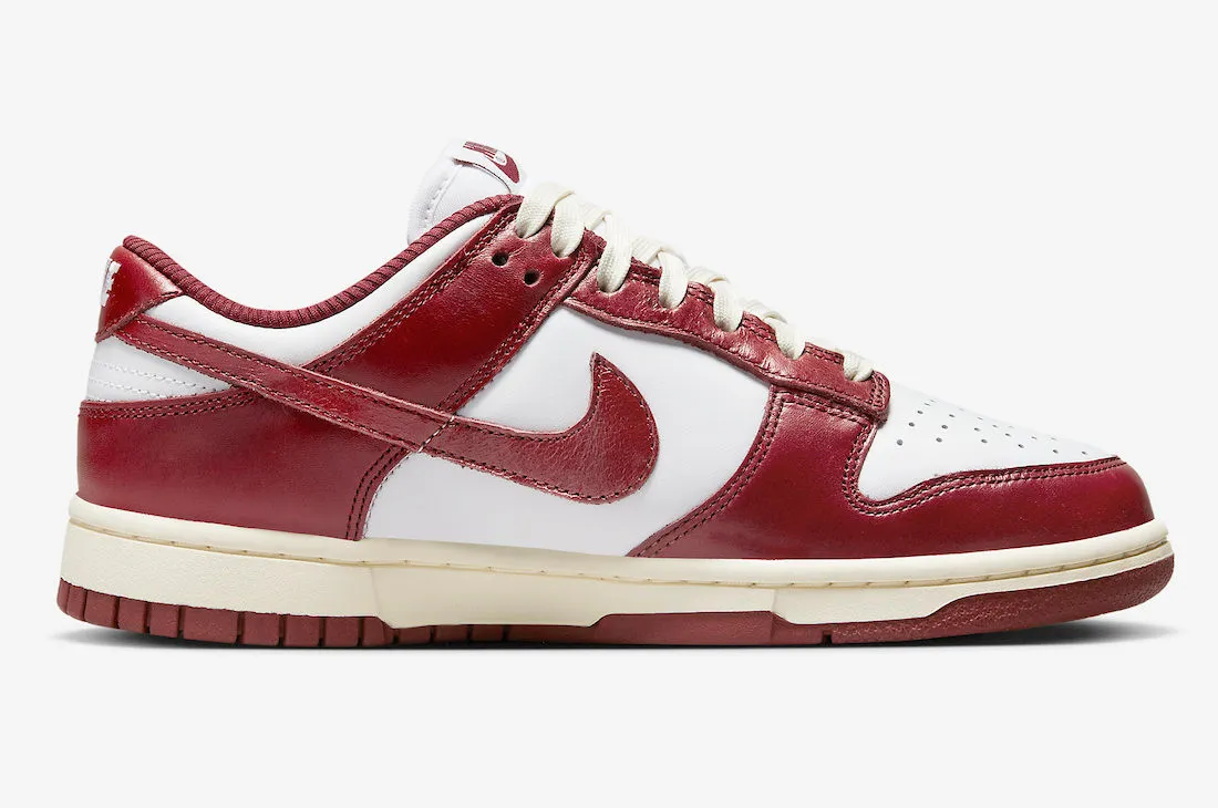 Nike SB Dunk Low PRM Vintage Team Red White Coconut Milk FJ4555-100