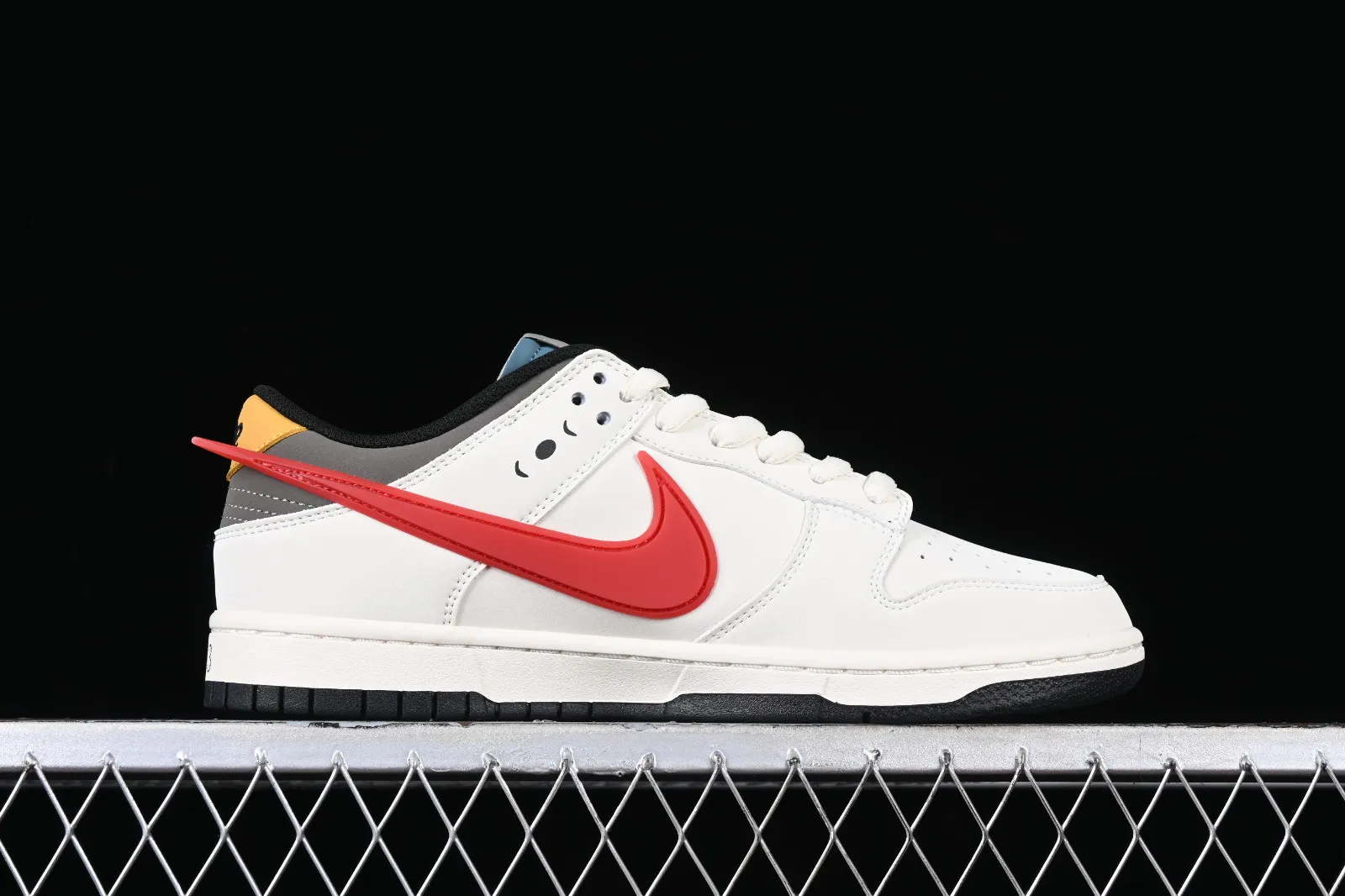 Nike SB Dunk Low Rice White Red Orange Black ZD2356-158