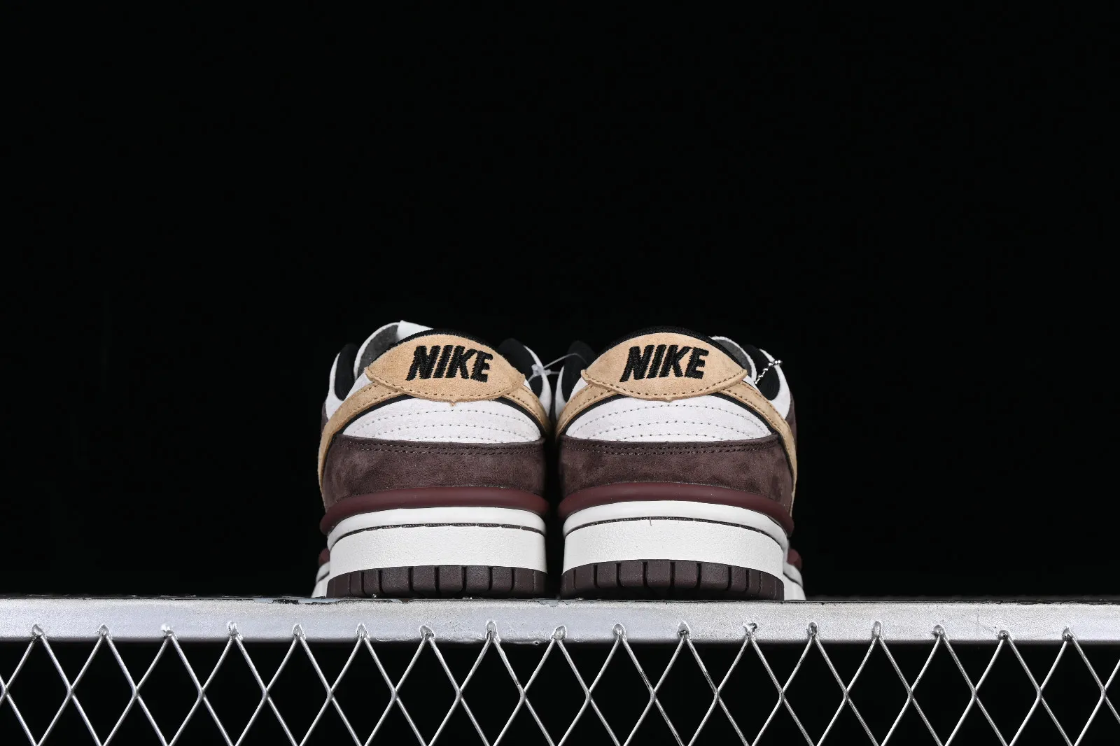 Otomo Katsuhiro x Nike SB Dunk Low Coffee Grey Black DZ2794-991