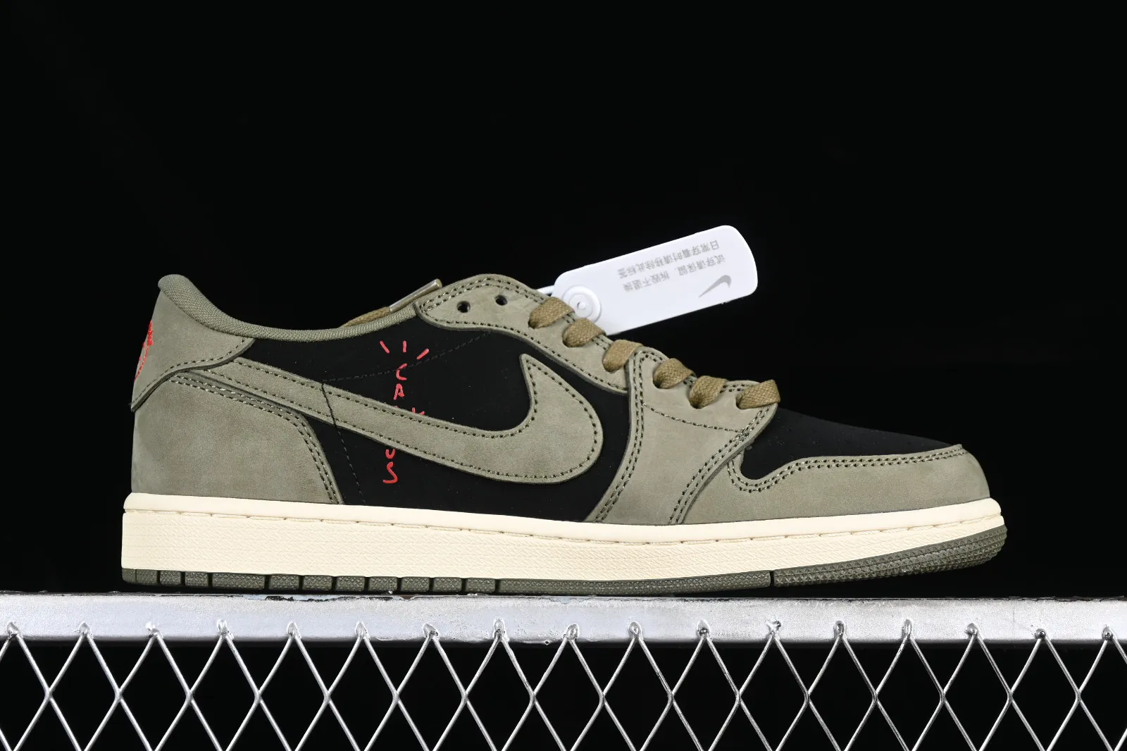 Travis Scott x Air Jordan 1 Low OG Black Sail Medium Olive Muslin DM7866-002