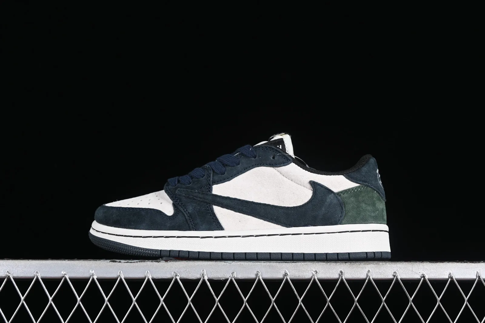 Travis Scott x Air Jordan 1 Low OG Suede Dark Green Blue DM7866-819