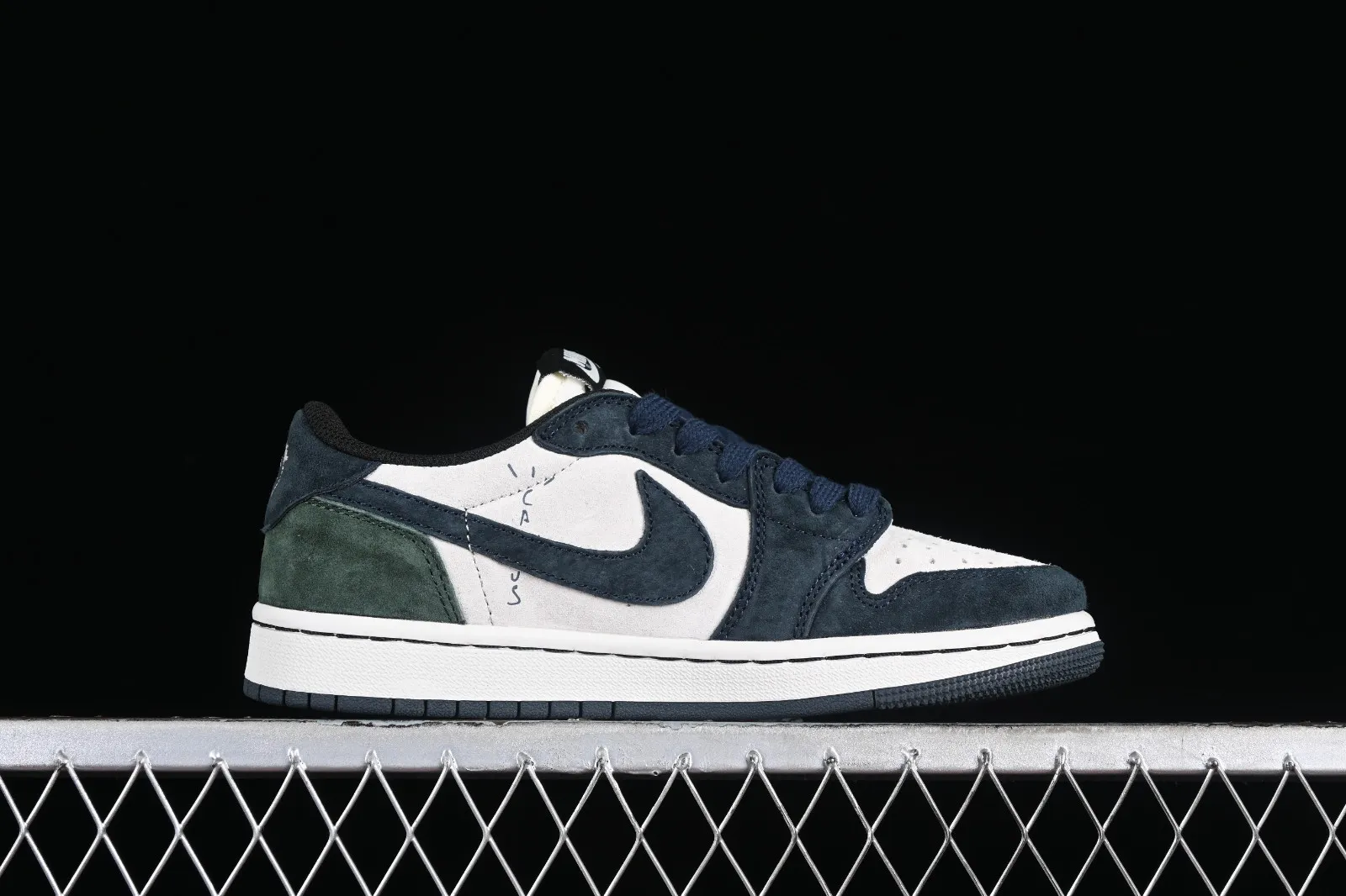 Travis Scott x Air Jordan 1 Low OG Suede Dark Green Blue DM7866-819