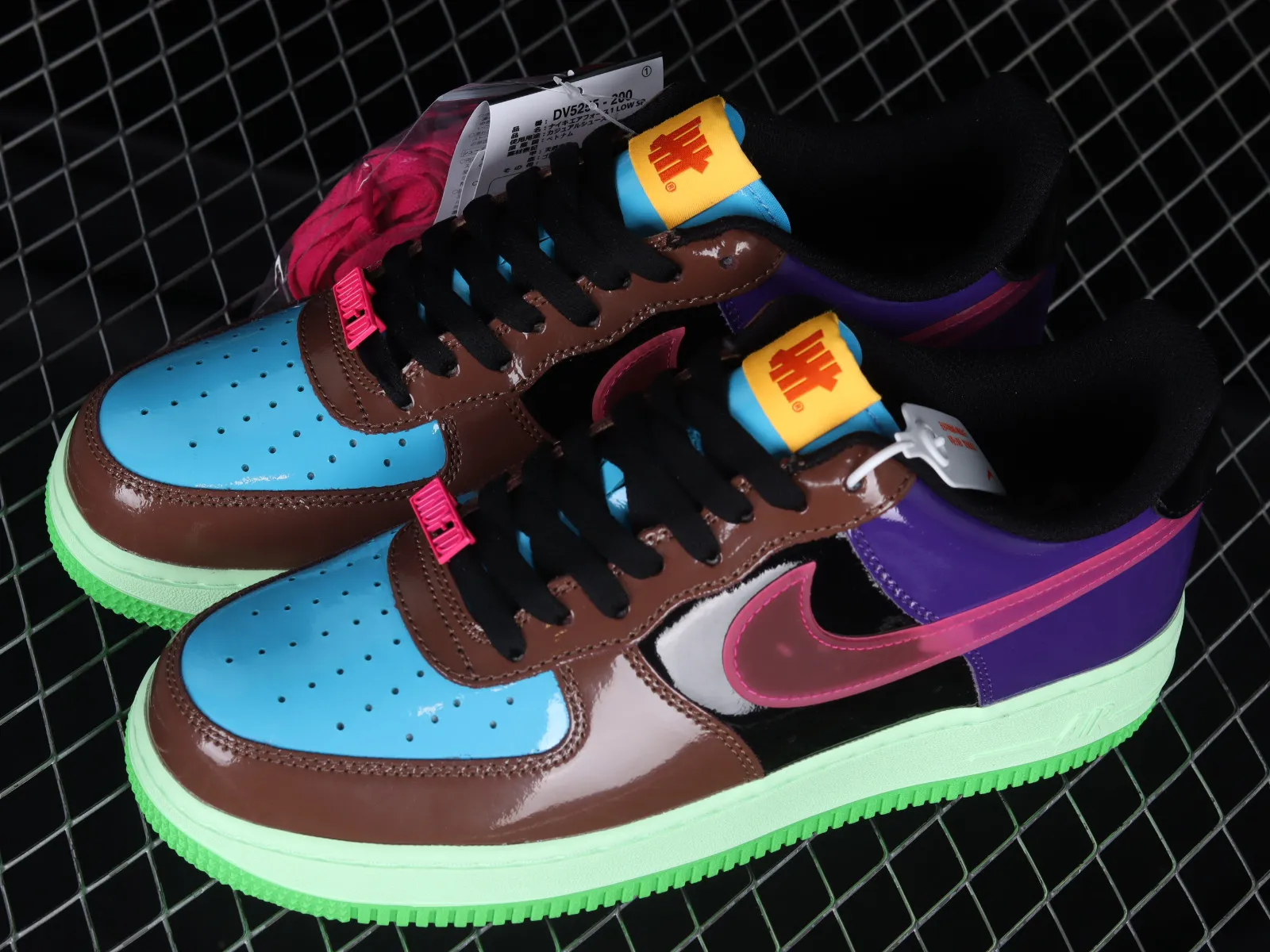 Undefeated x Nike Air Force 1 Low SP Multi-Patent Pink Prime DV5255-200