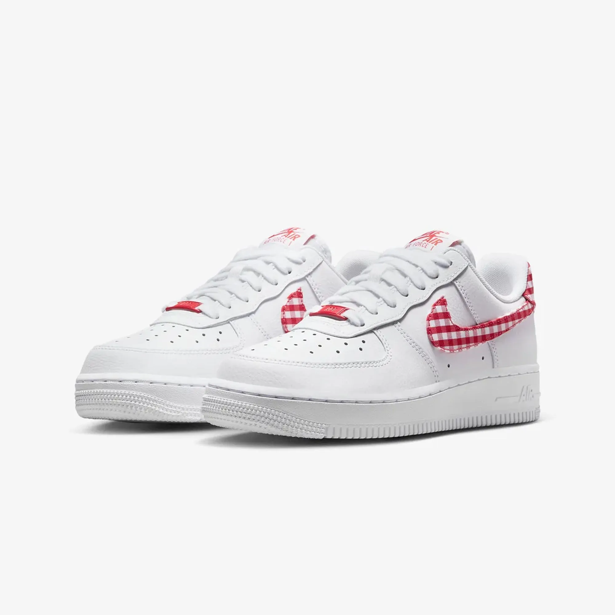 WMN'S AIR FORCE 1 '07 'WHITE/MYSTIC RED'