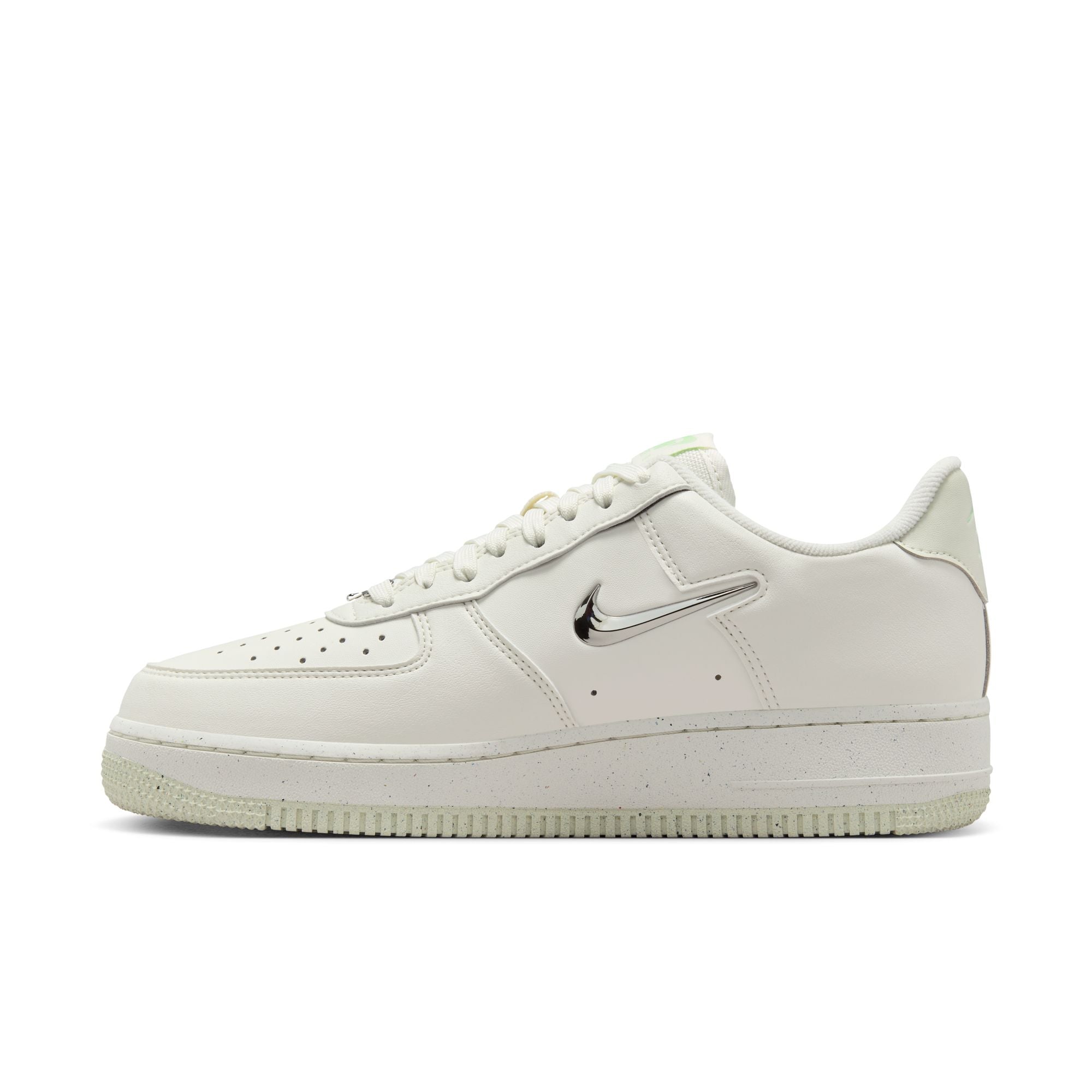 Women's Nike Force 1 ‘07 NN SE sail/vapor green-sea glass-volt FN8540-100